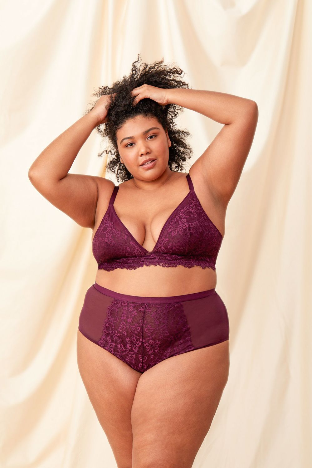 There's a New Plus Size Lingerie Brand to Know! Meet SYDNEY!