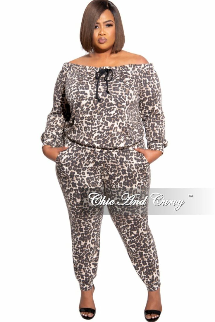 Plus Size 2 Piece Off the Shoulder Top and Pants Set in Animal Print