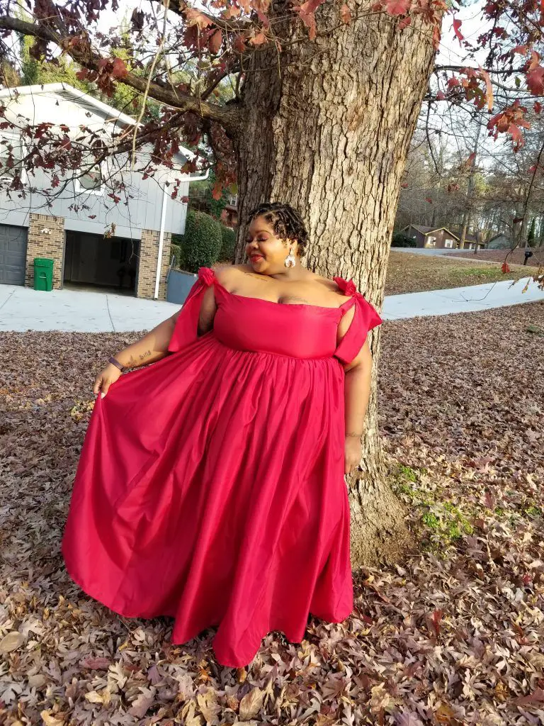 AP Young Plus size blogger