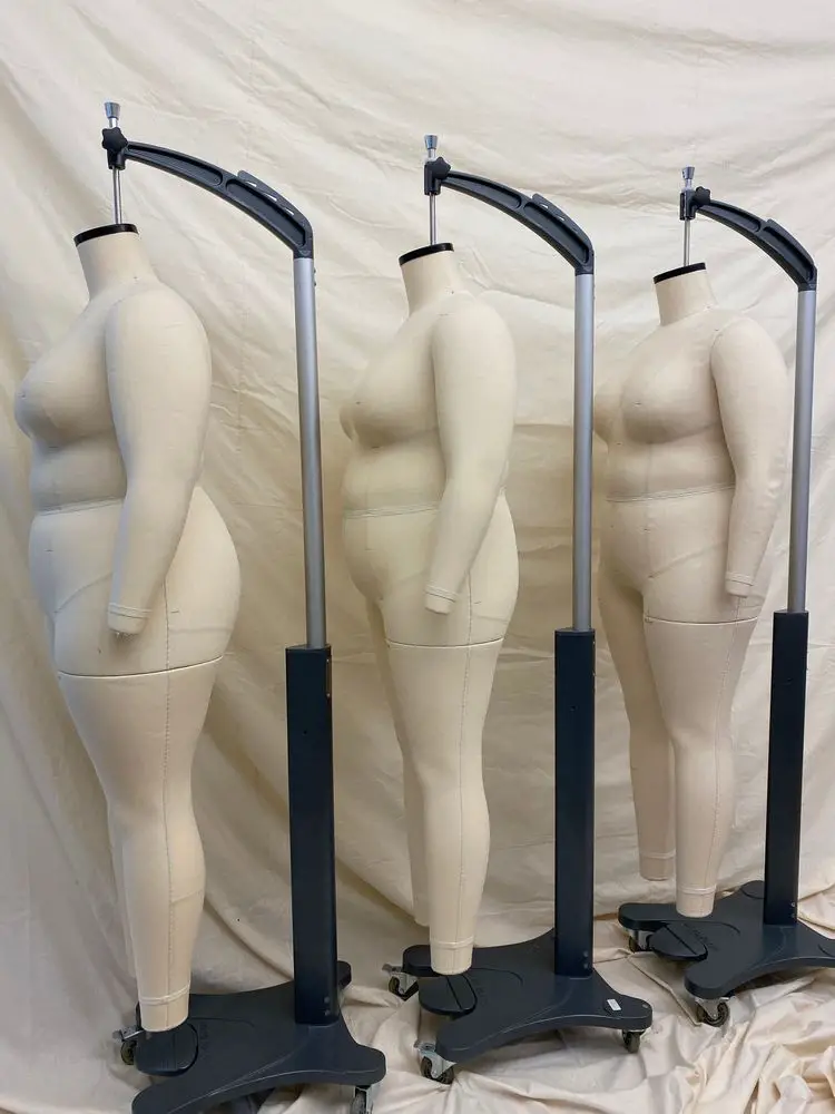 Pari Passu Plus Size Mannequin forms