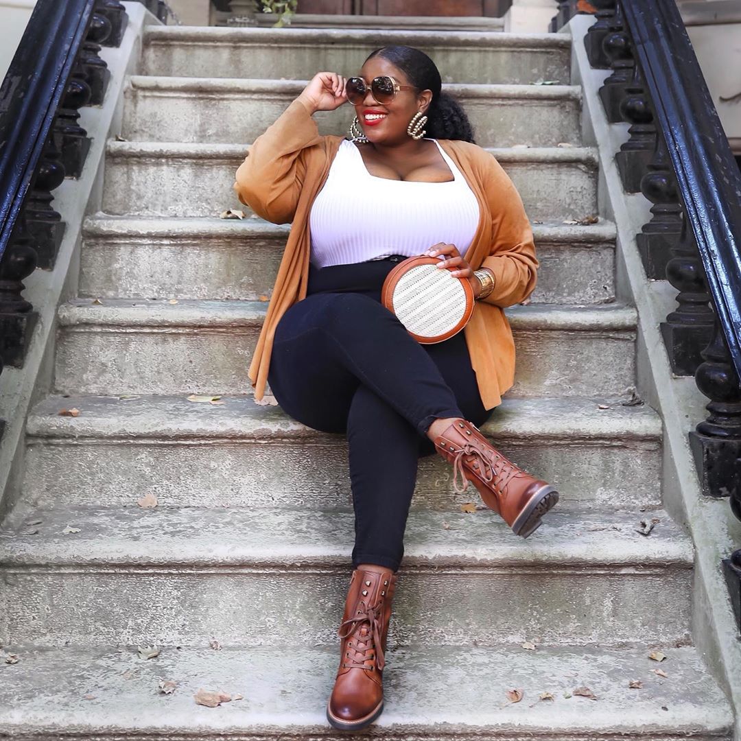 Plus Size Fashion Over 50: Fall Outfits For Curvy Women 