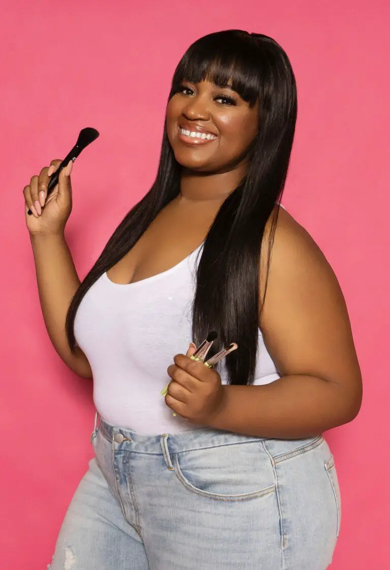 Speaking of Curves: Meet the Woman Behind Baabs Beauty, Necia Boston!