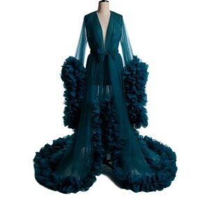 13 Dramatic Plus Size Robes That'll Instantly Transform You to an Old ...