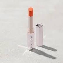 Fenty Mattemoisselle Plush Matte Lipstick Saw-C
BOLD LIPSTICKS FOR SUMMER TCF