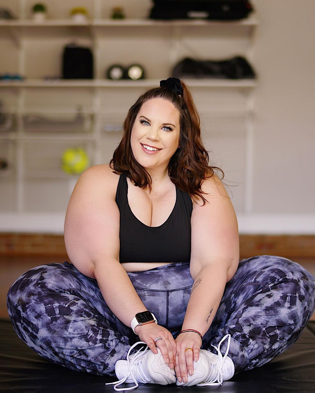 Whitney Way Thore