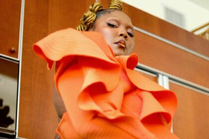 Lizzo shows off look on Instagram