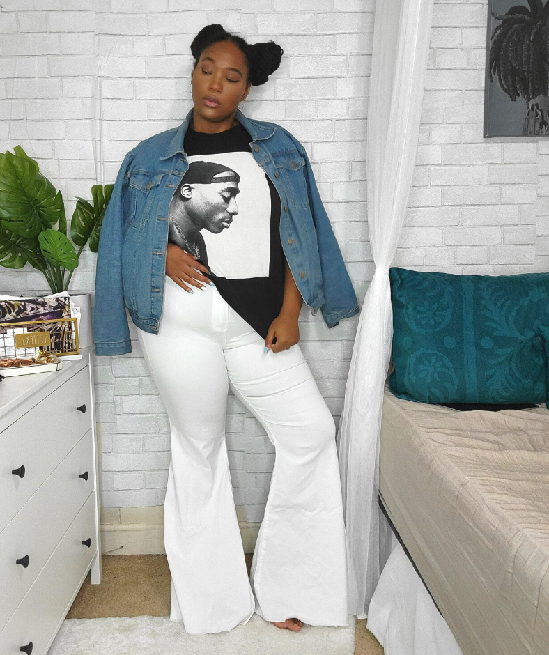 plus size white jeans with graphic tee and jean jacket 