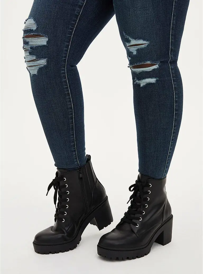8 Stunning Fall and Winter Chunky Boots To Add To Your Closet