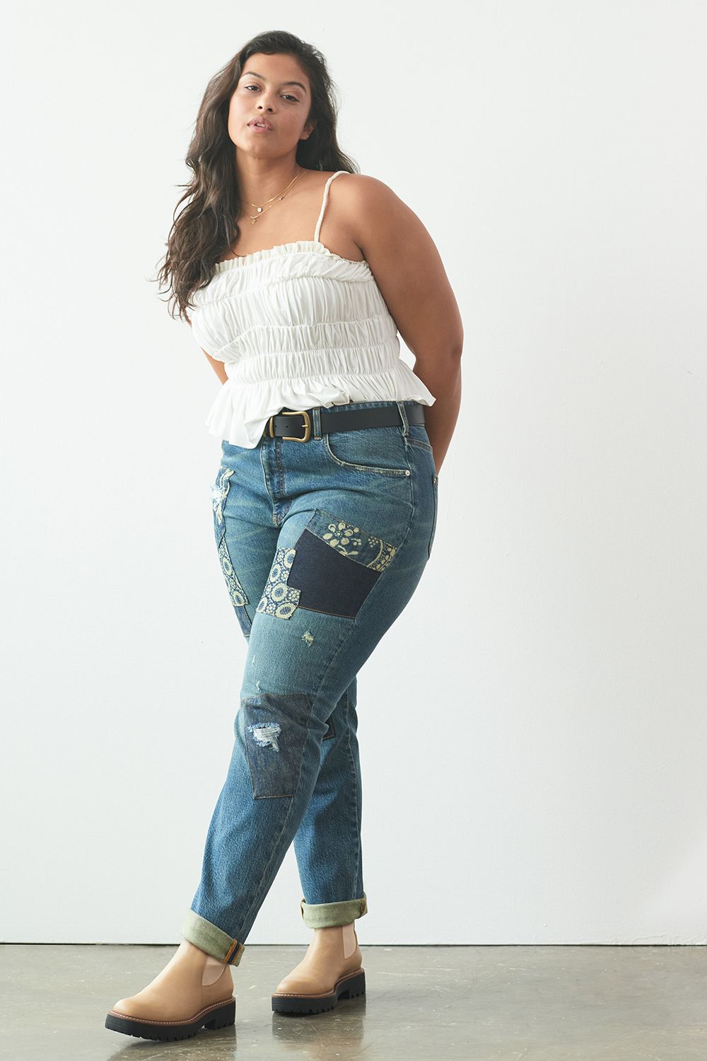 If you are looking for a few more plus size pairs of jeans, then you have to check out the newly launched Pilcro denim from Anthropologie! Sustainable, up through a size 26, and stylish? Sign us up!