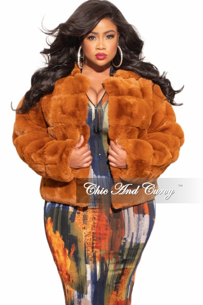 Woman wearing a Chic And Curvy Fur Rust Coat