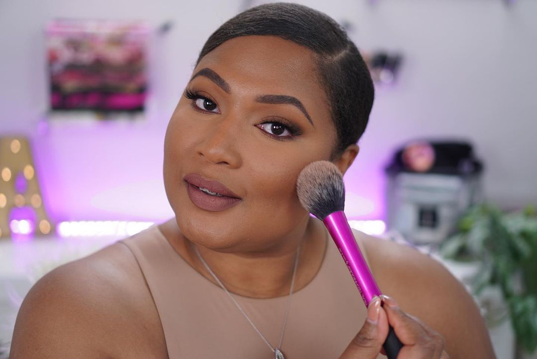 2021 Plus size beauty influencers; international plus size fashion influencers