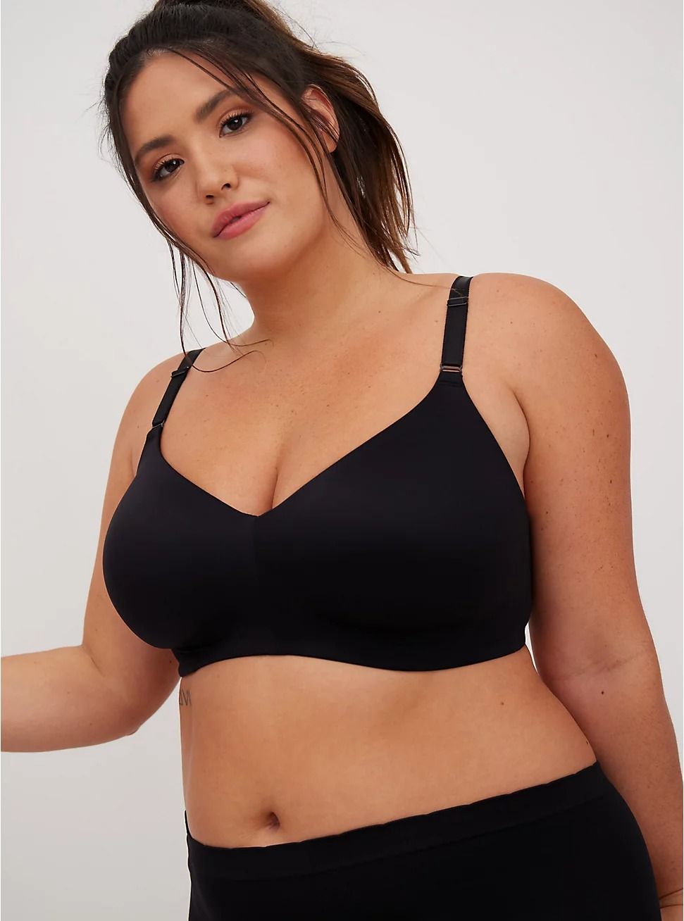 back smoothing bra
