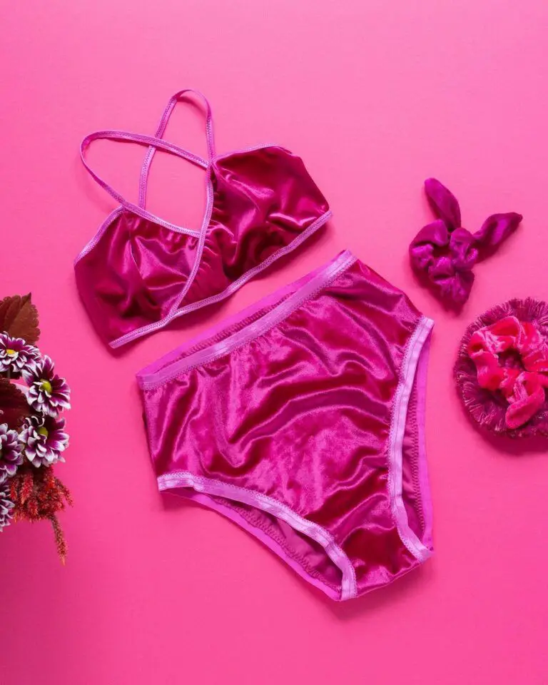 Sexy plus size lingerie magenta velvet underwear set, Hey Mavens