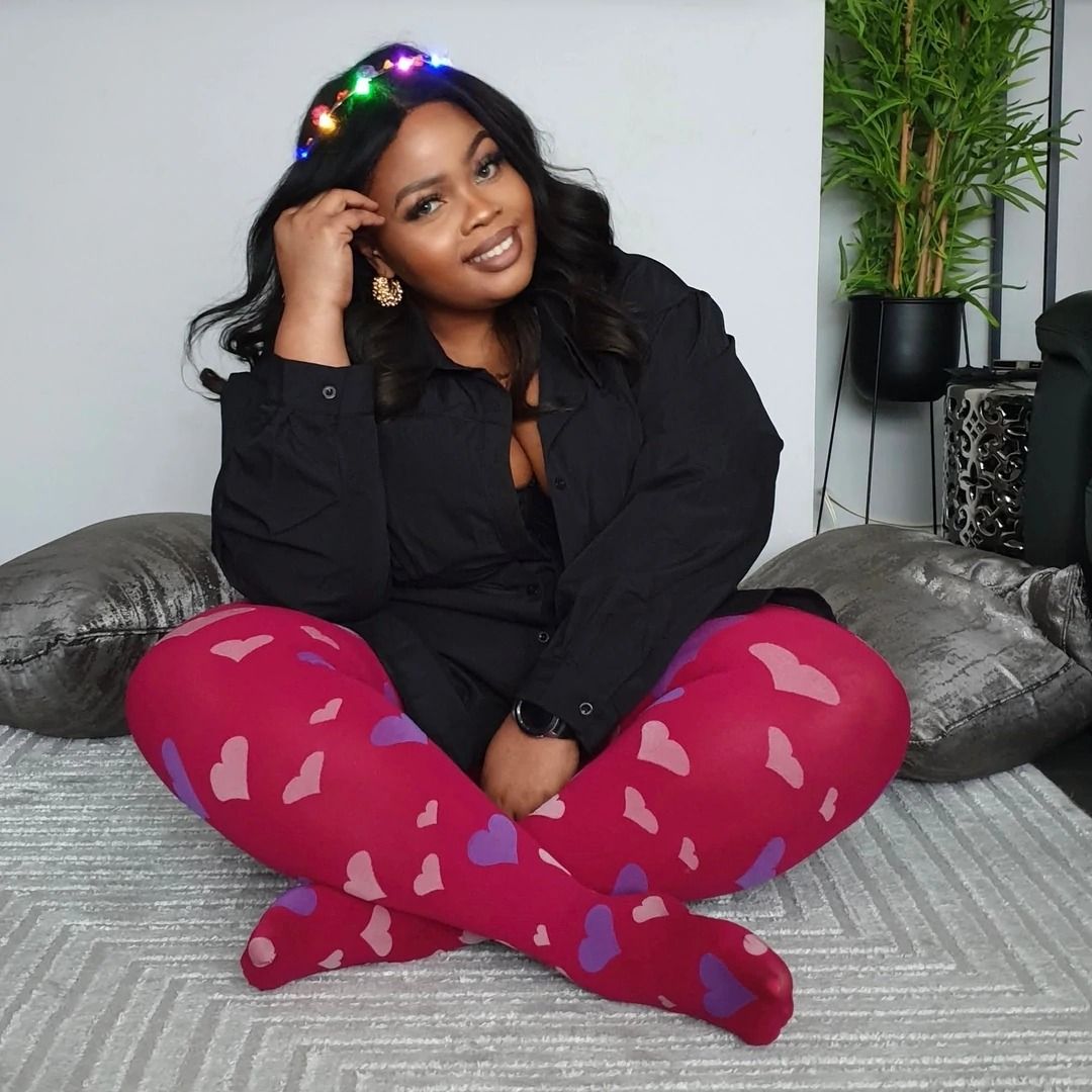 Looking For Plus Size Hosiery + Tights? Here Are 20 Of The Best Places