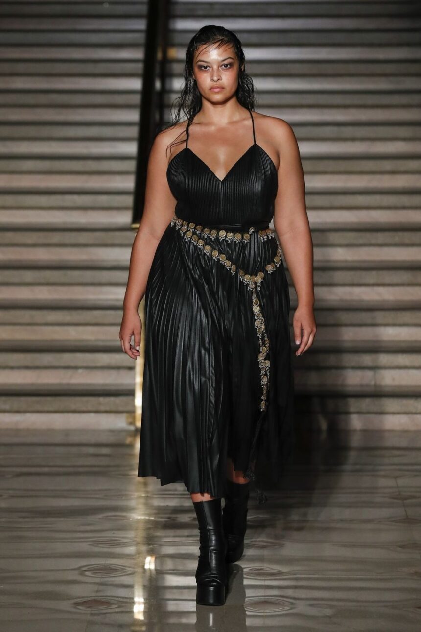 Inspiring NYFW Runway Looks... But Make It PLUS! | The Curvy Fashionista