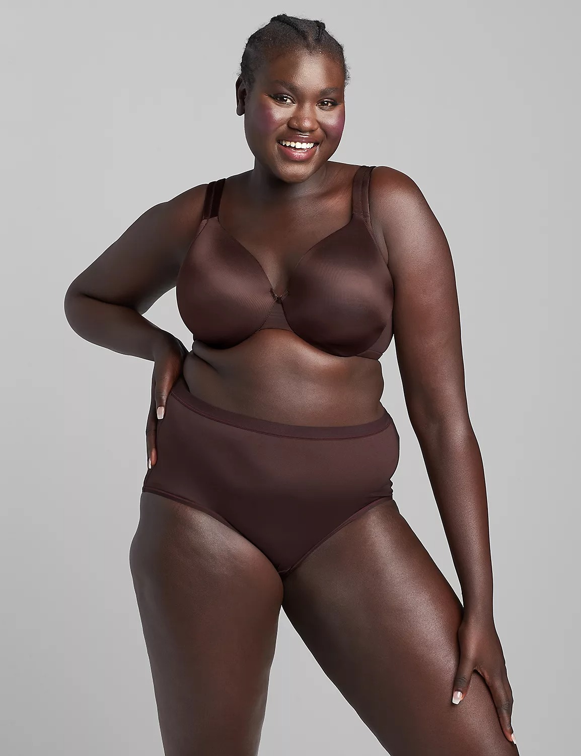 Going Nude: 7 Great Plus Size Nude Bra Options For Deeper Skin
