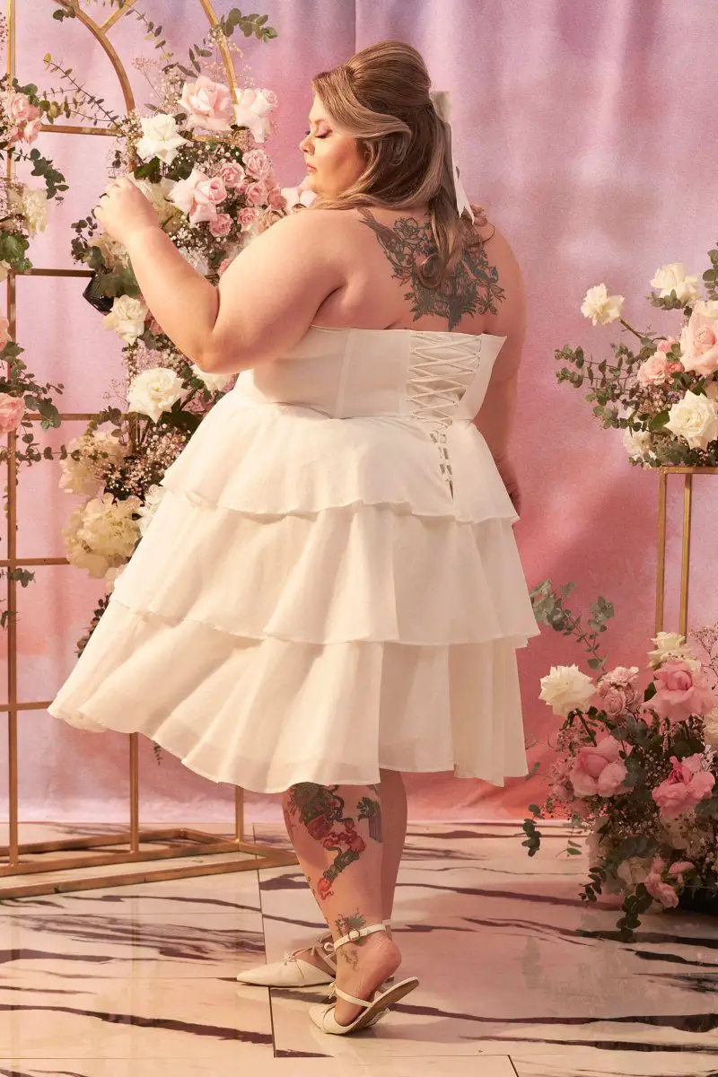 Plus size wedding outlet clothing