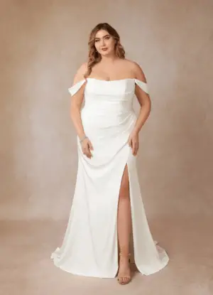 Moonlight-Wedding-Dress-AZAZIE-300x415 6 فساتين زفاف مذهلة حجم 30 وما فوق