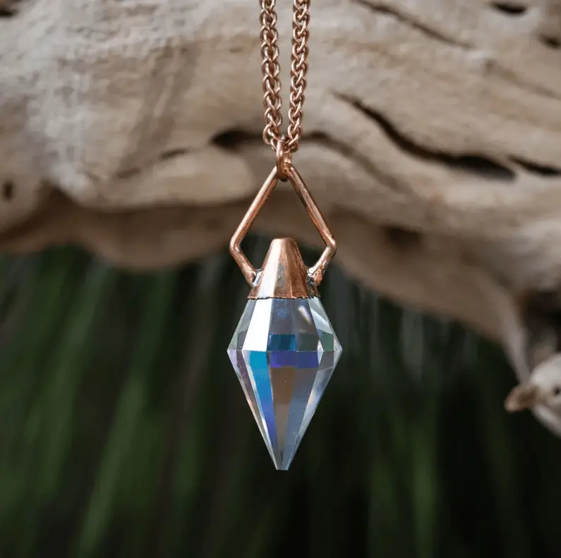 AURA QUARTZ DIAMOND DROP NECKLACE - Nature's Twist