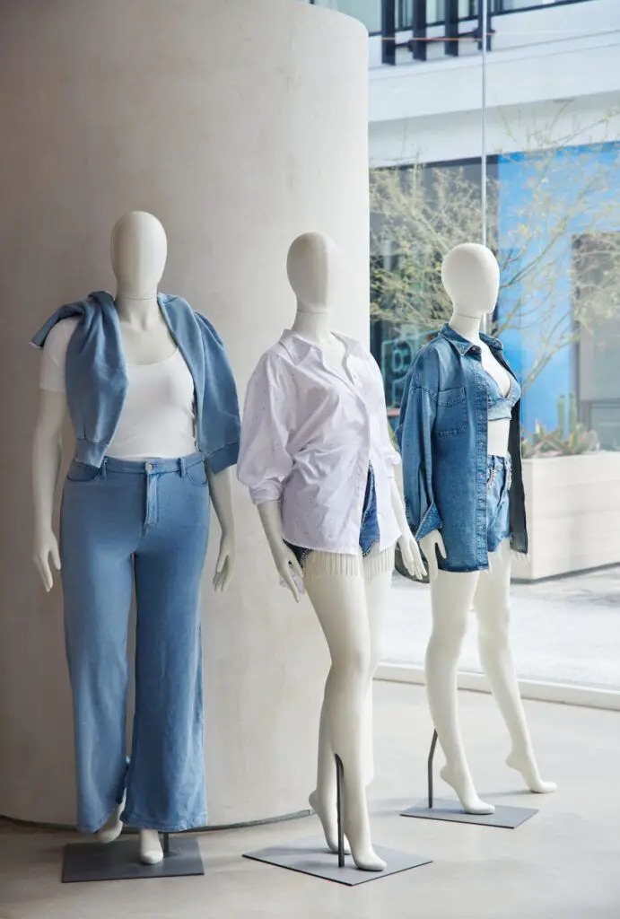 Good American Flagship Store in Los Angeles- plus size industry