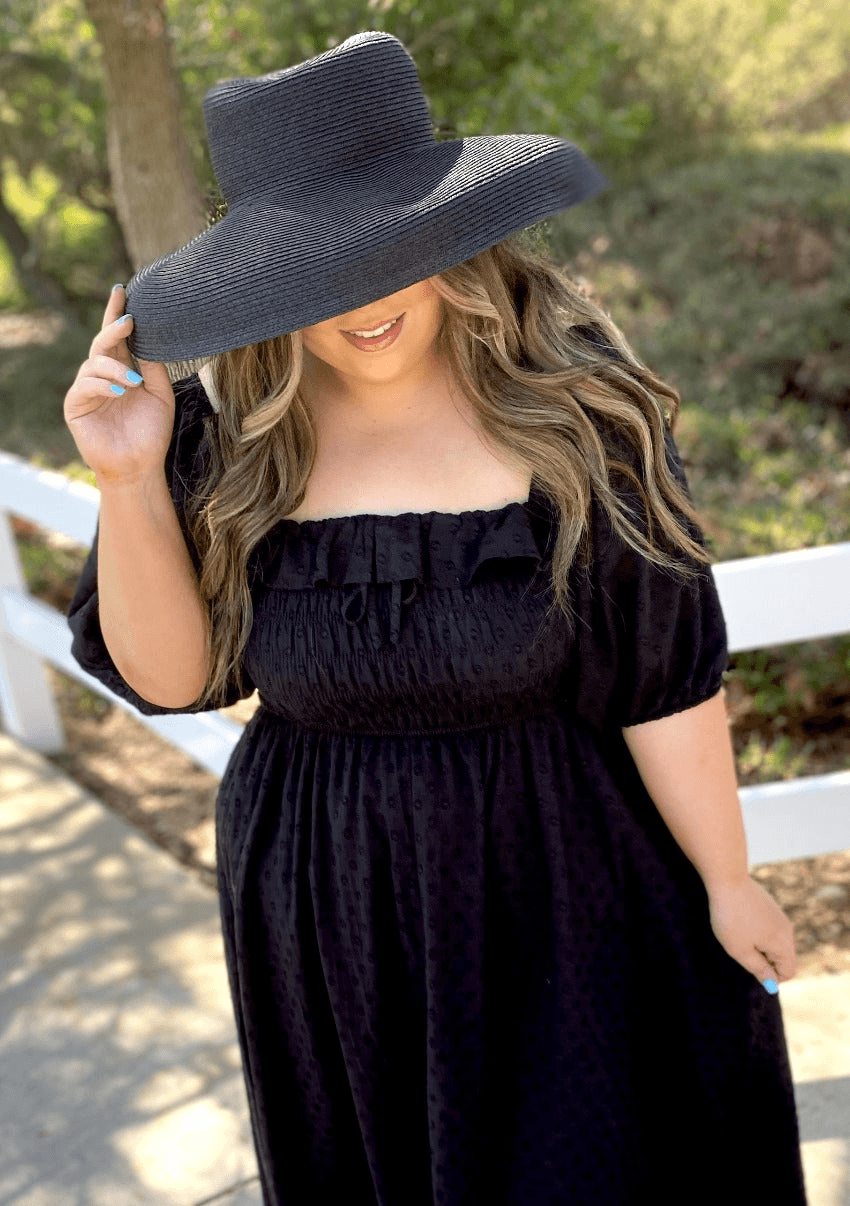 Chloe-Derby-Hat-For-Women-Wide-Brim القبعات الأكثر أناقة للرؤوس الكبيرة والشعر الكبير للصيف!
