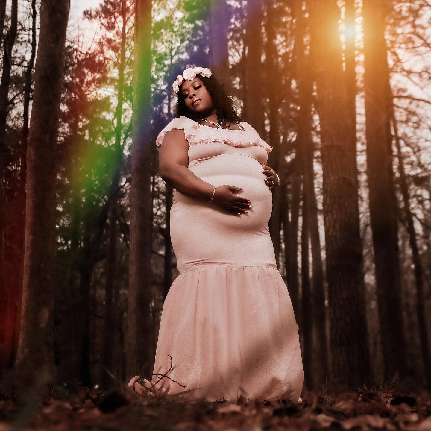 plus size pregnancy myths - Image via @plussizebirth