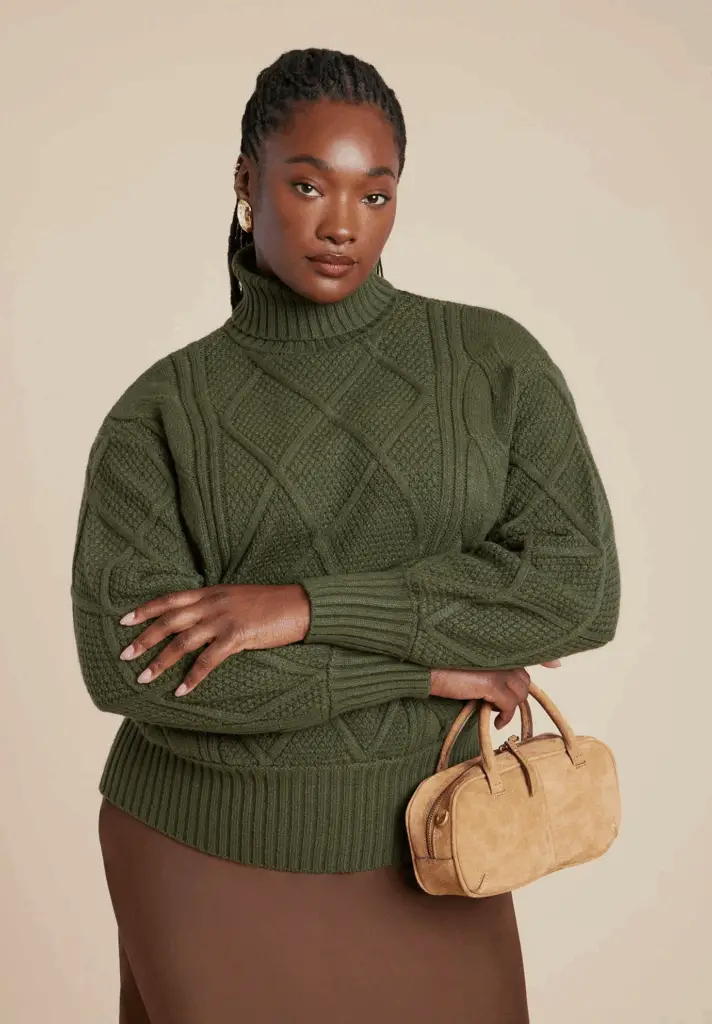 Plus size Cableknit Slouchy Sweater at Eloquii.com

Knitwear Care
How to care for your sweater