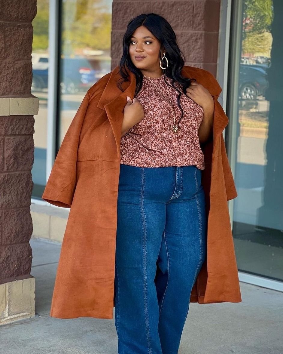 size inclusive jeans - Image via @lanebryant