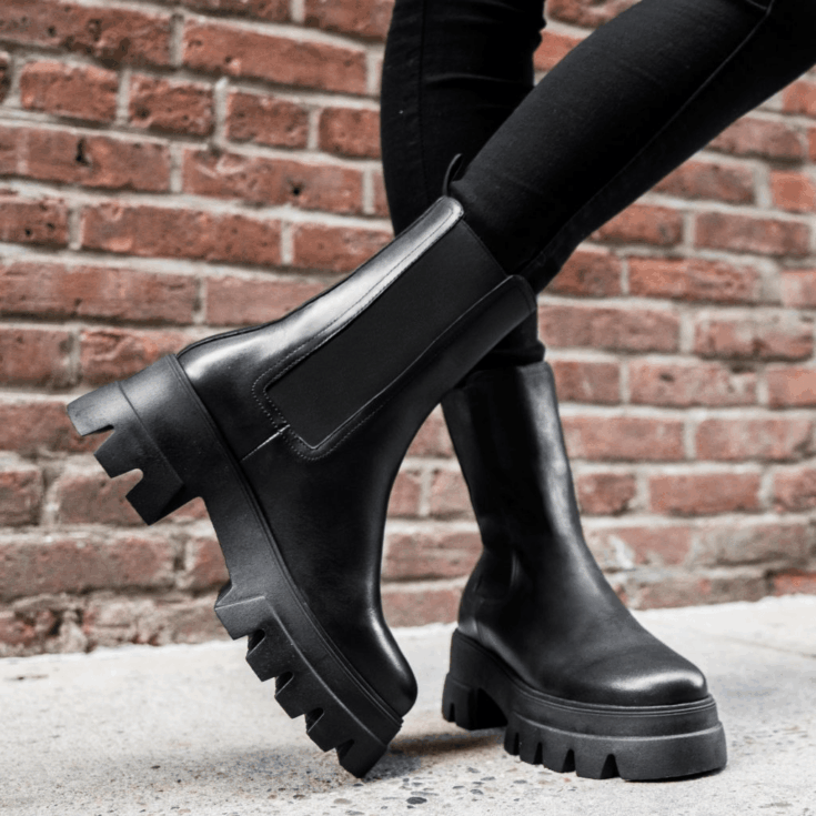 Image for Women's Reign Chunky Outsole Chelsea Boot In Black