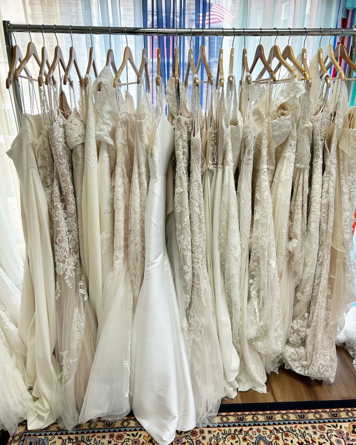 Tips To help you say yes to (and find) the plus size wedding dress 