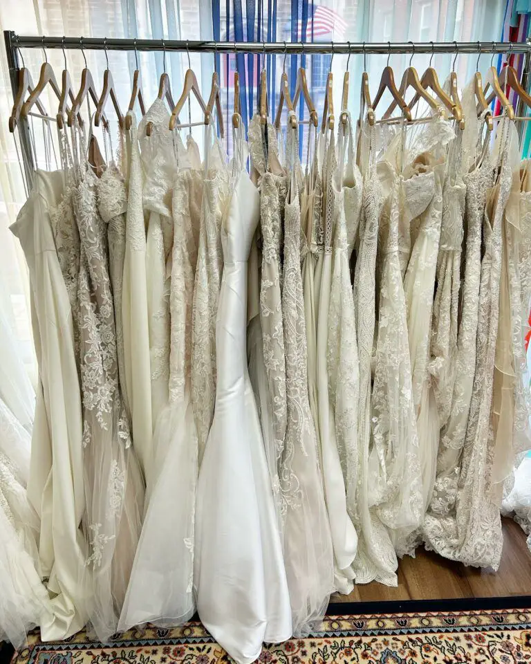 Tips To help you say yes to (and find) the plus size wedding dress