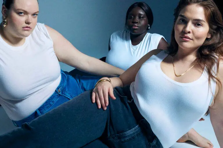 one of our trusted plus size retailers, Eloquii has just dropped their debut Eloquii Denim collection to help you find the plus size jeans your spring wardrobe has been looking for.
