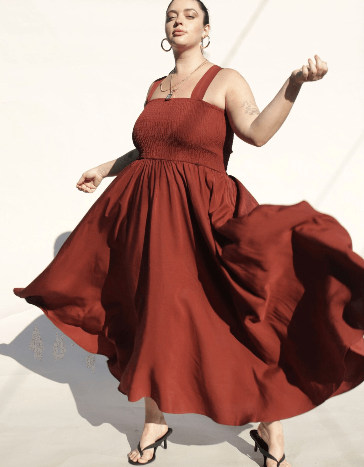 Brooke Midi Plus Size Linen Dress in Auburn at Baacal.com