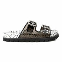 Best Wide-Width Sandals For Summer For Every Style