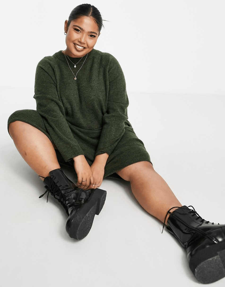 Pieces Curve midi sweater dress in dark green
plus size college wardrobe essentials