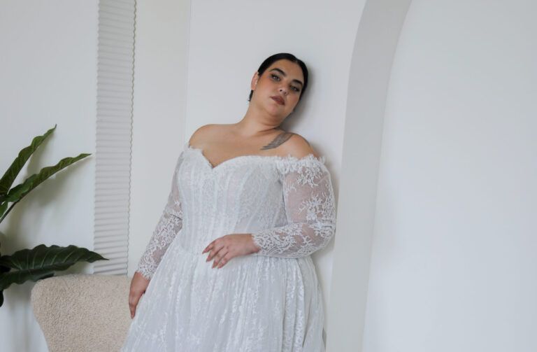 Find Your Dream Dress: Effortless Elegance with Studio Levana’s “Feather Kissed” Collection