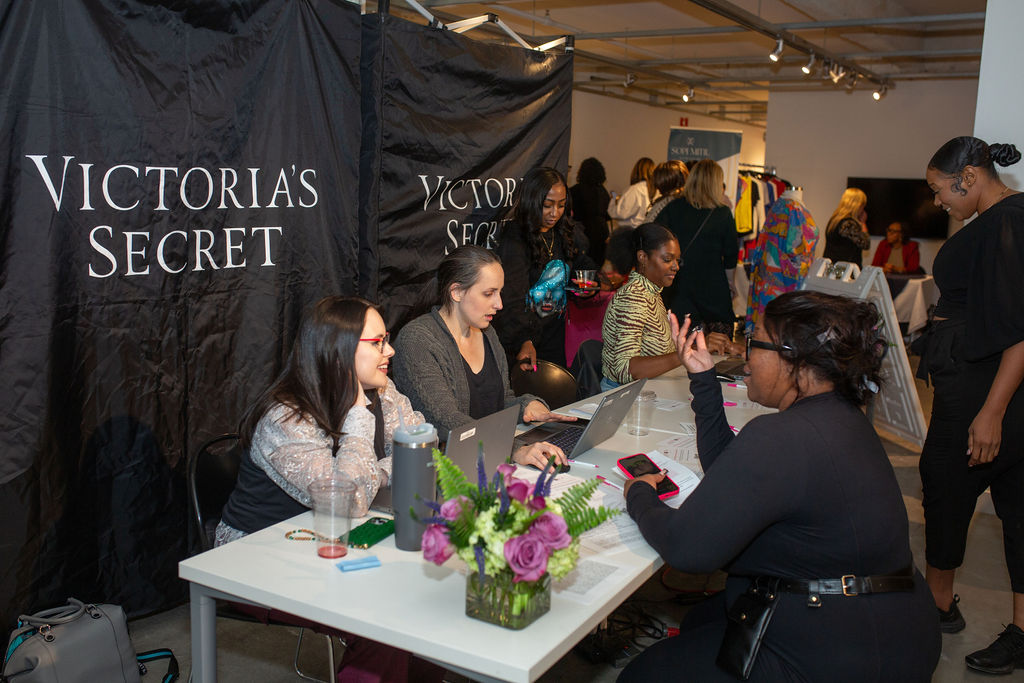 Victoria's Secret Fitting at FWCurve