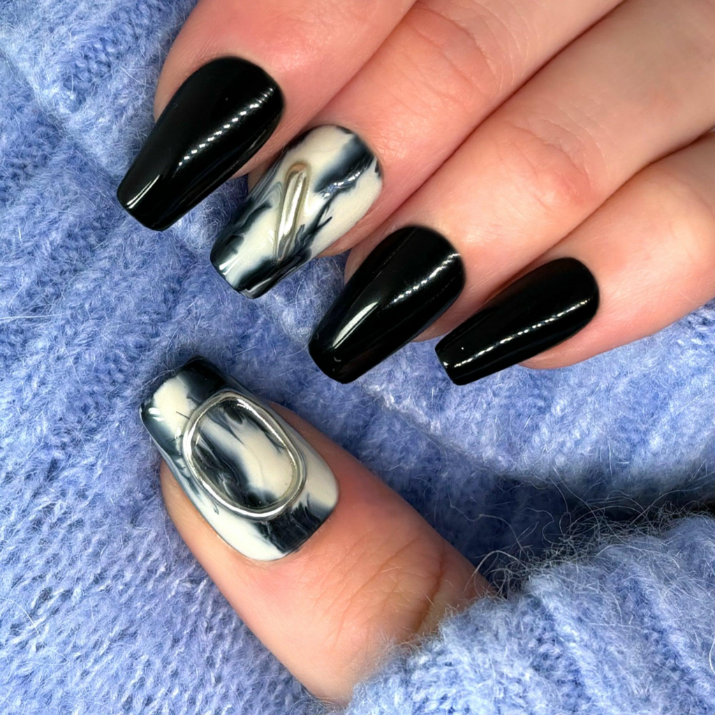 Chipped Social- No Rest for the Wicked Press-On Nails Set