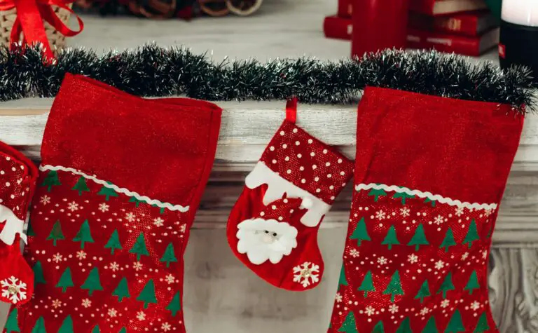 12 Beauty Stocking Stuffers for Your Loved Ones