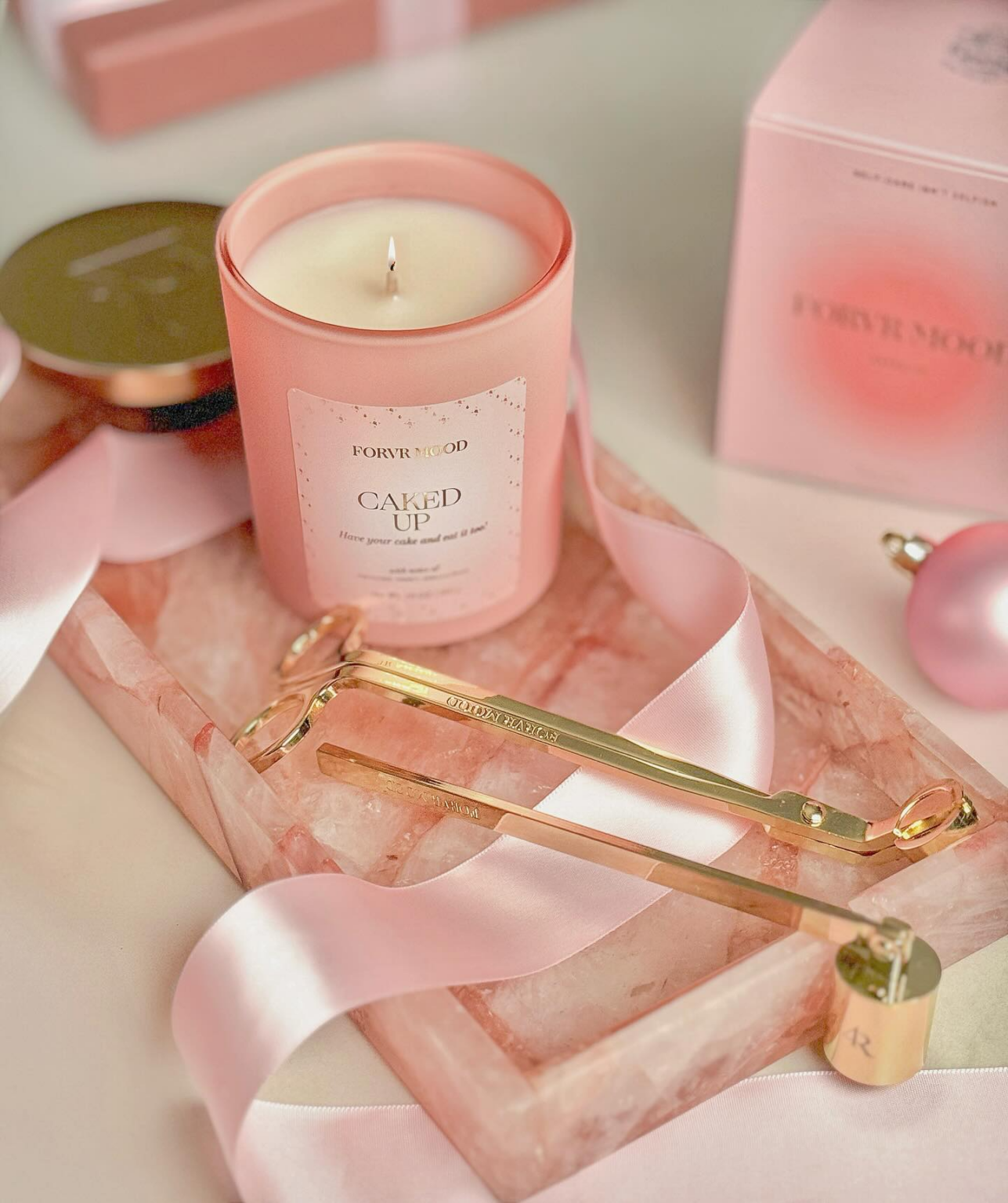 Black Owned Luxury Candle Brands 
Forvr Mood 