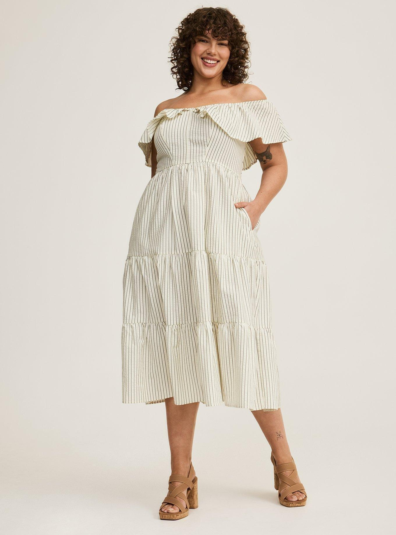 Tiered-Midi-Dress- 20 ثيابًا مثالية زائد حجم الربيع لتحديث خزانة ملابسك هذا الموسم