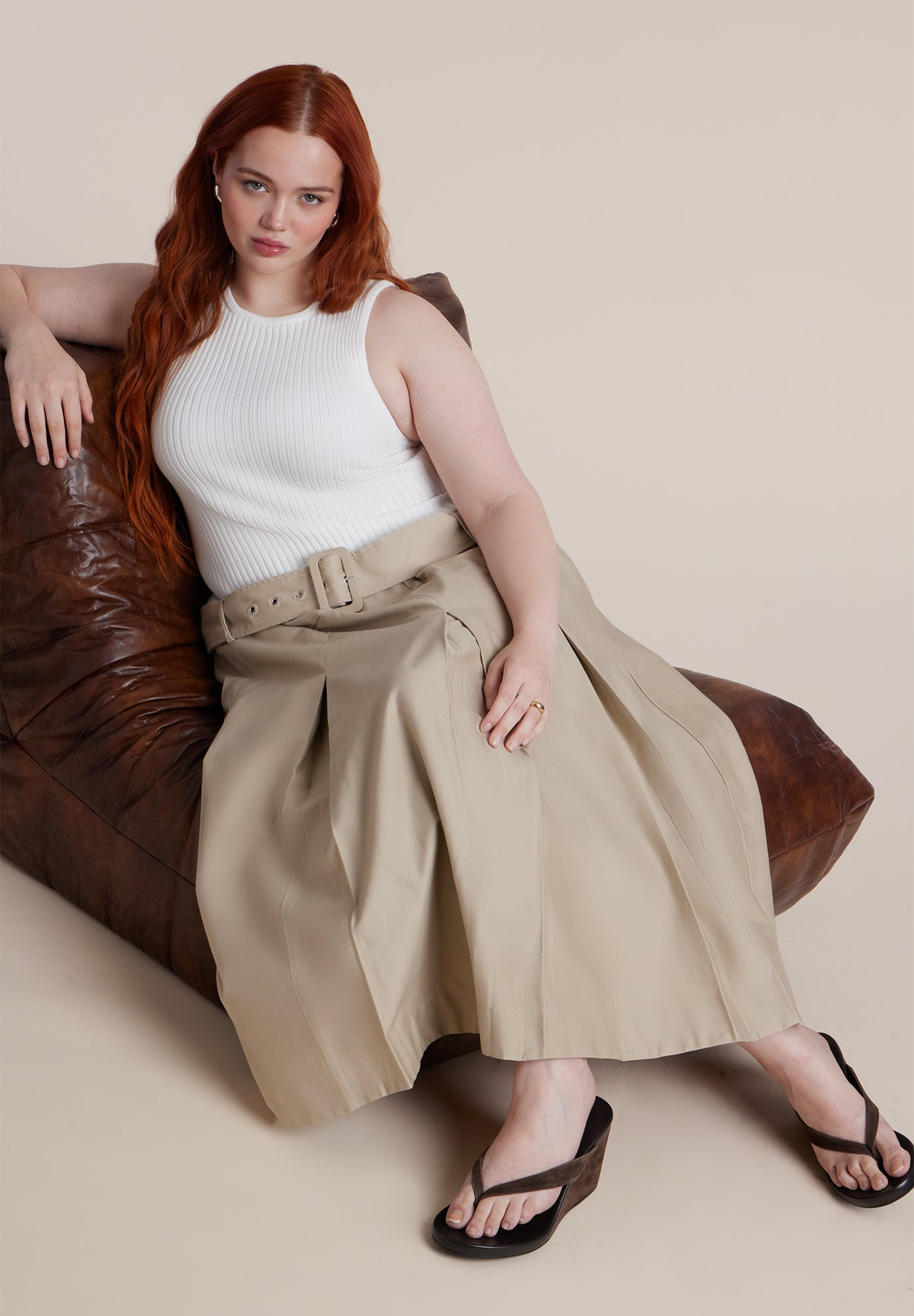 Combo Dress With Belt
plus size business casual tips