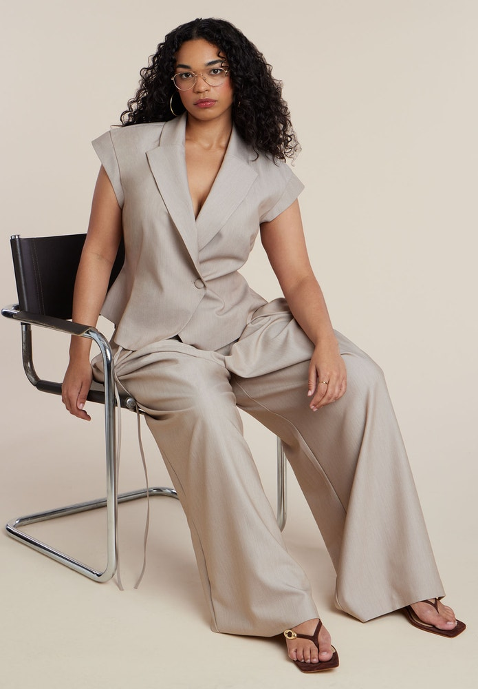 plus size business casual at Eloquii 