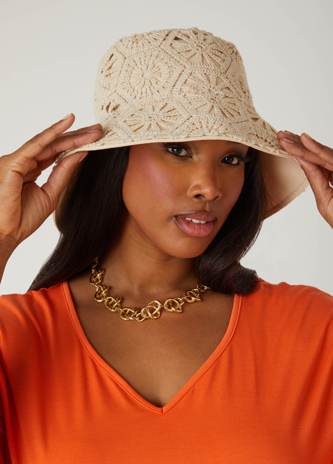 Crochet-Bucket-Hat--1140x1589 القبعات الأكثر أناقة للرؤوس الكبيرة والشعر الكبير للصيف!