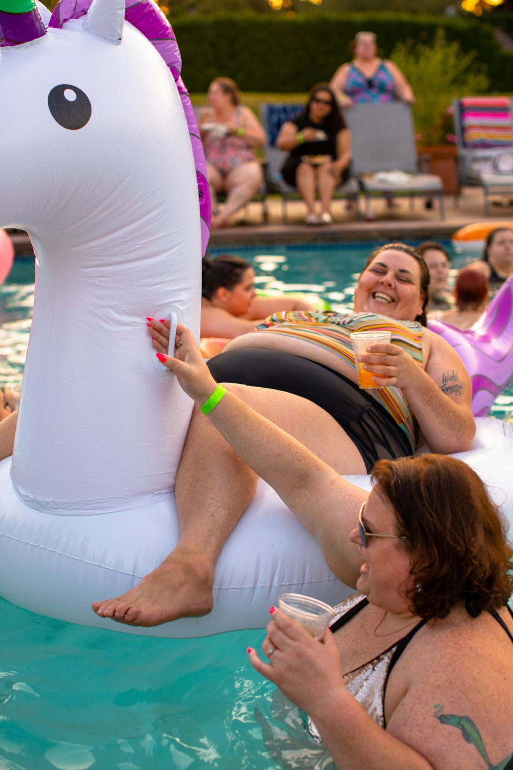plus size friendly pool floaties