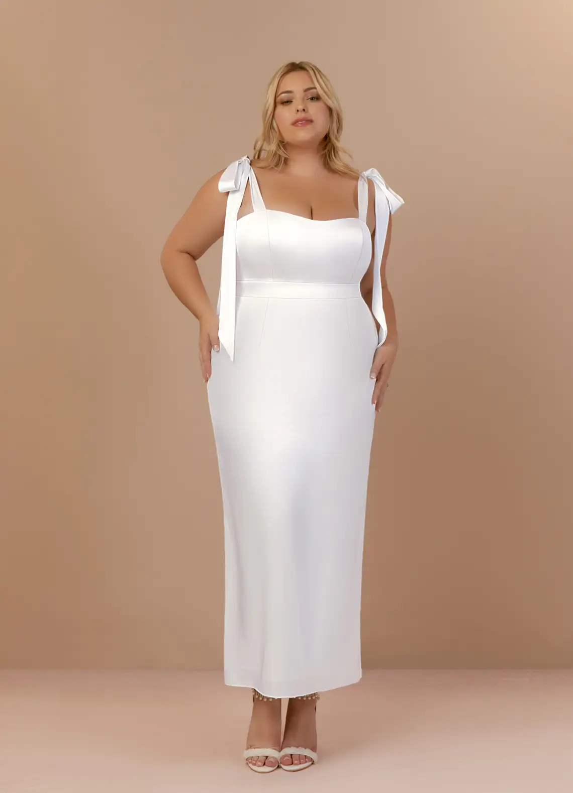 97a226f9ff179ae48940dcb8384fa551.jpg Azazie Plus Size Wedding Ords: 15 فساتين بأسعار معقولة