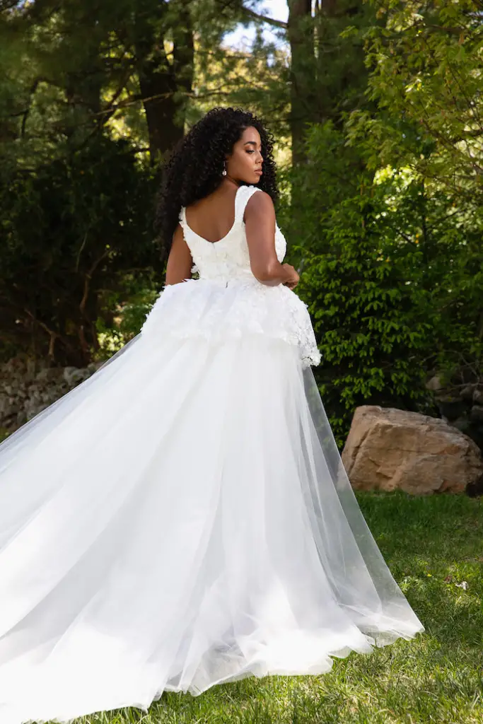 Size-Inclusive bridal brands- Christian Siriano