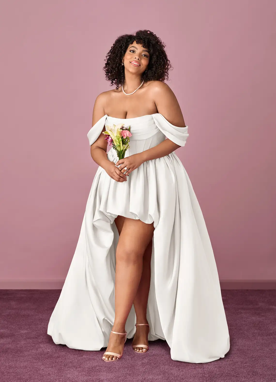 bcc3ece5fb216f2d7b8b3be182780047.jpg Azazie Plus Size Wedding Ords: 15 فساتين بأسعار معقولة