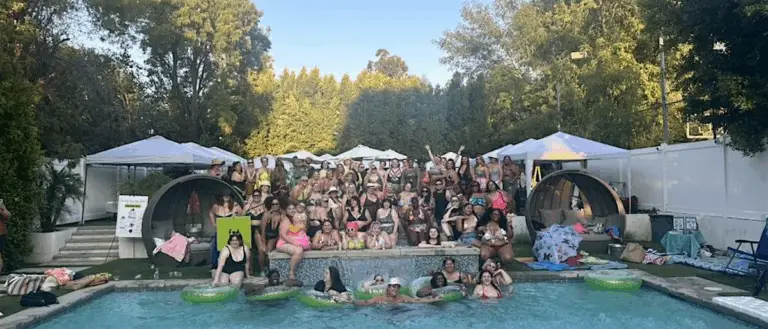 Plus Bus Pool Party 2025