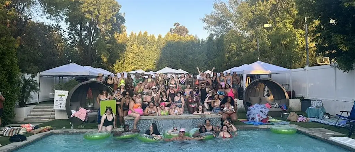 Plus Bus Pool Party 2025
